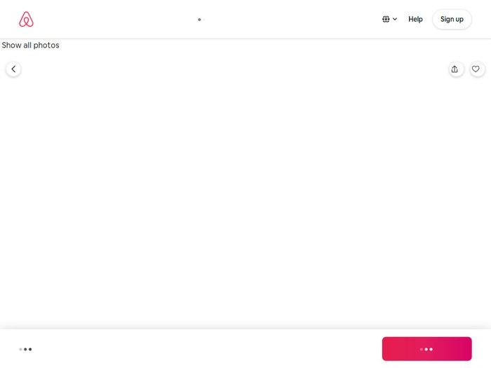 http://www.airbnb.com.au/rooms/39471090/